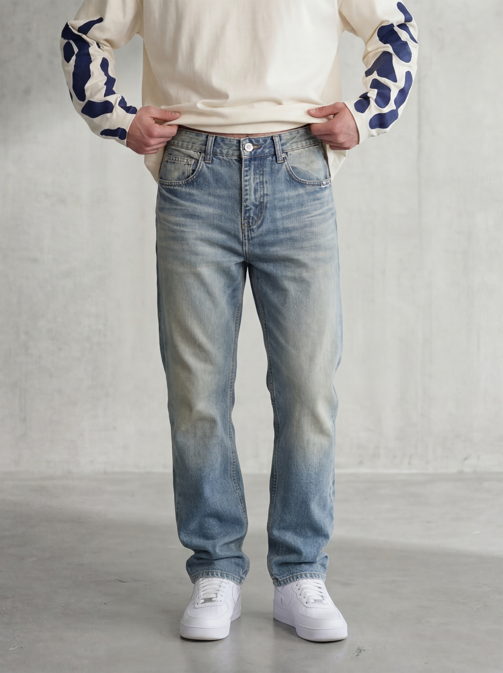 Signature Washed Jeans